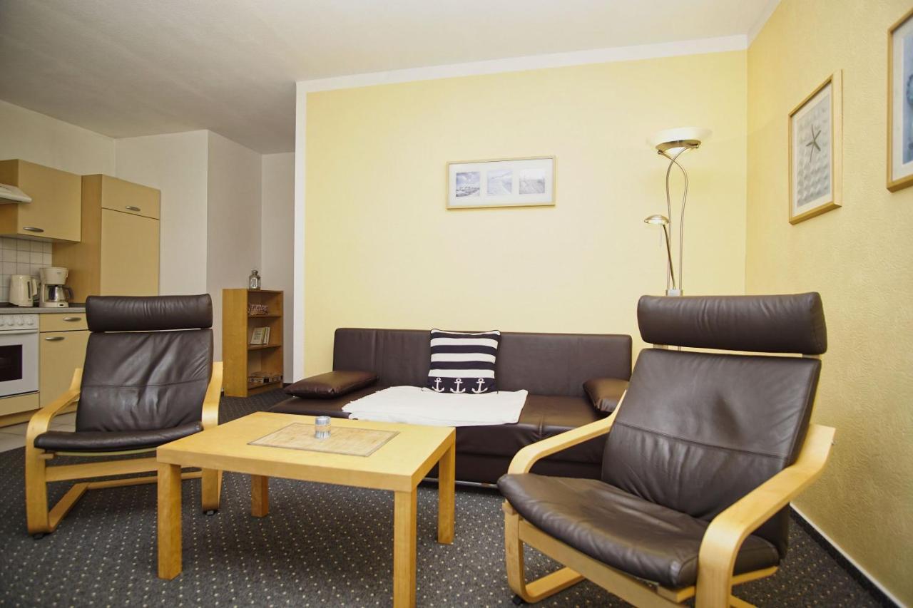 Nah Am Meer, Ruhige Lage, Gratis Nutzung Vom Ahoi Erlebnisbad Und Sauna In Sellin - Haus Inselblick Fewo 01 Гьорен Екстериор снимка