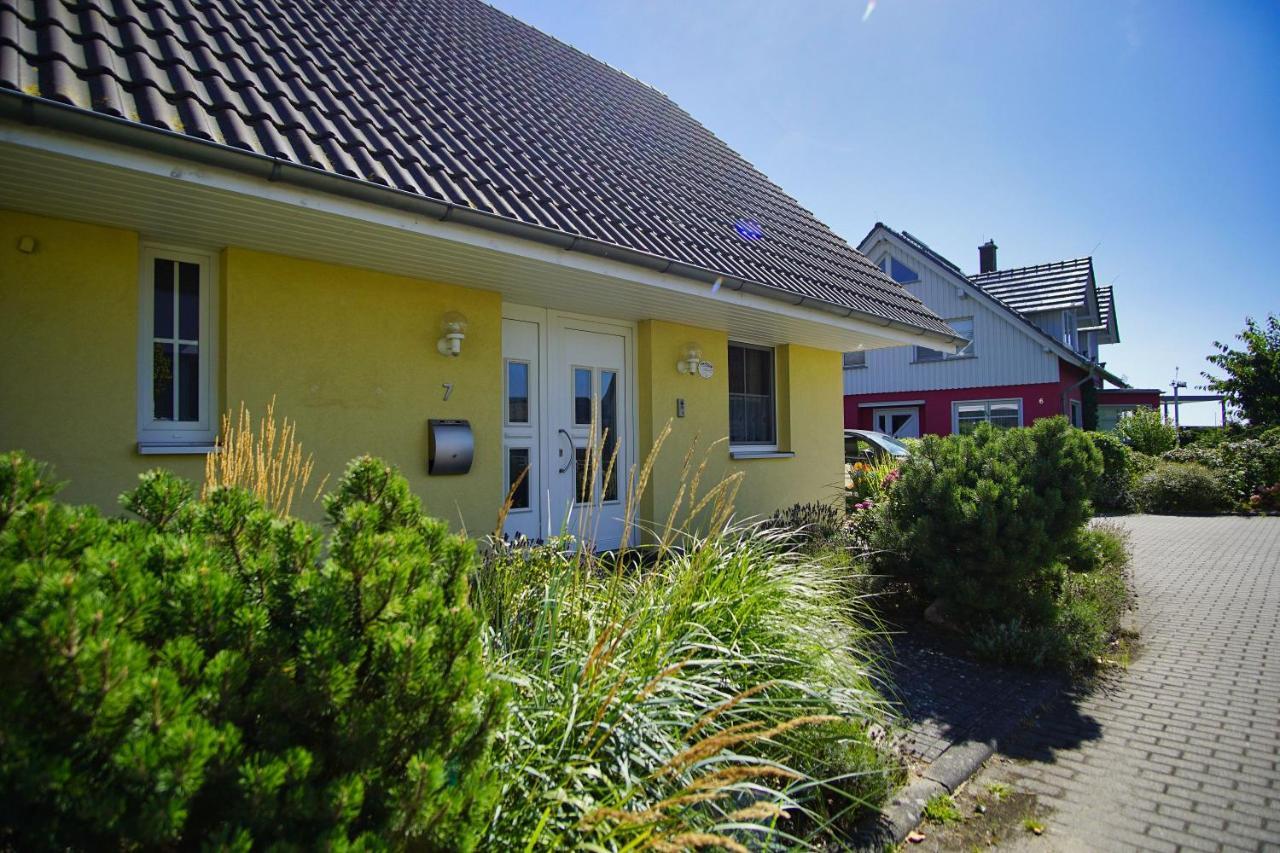 Nah Am Meer, Ruhige Lage, Gratis Nutzung Vom Ahoi Erlebnisbad Und Sauna In Sellin - Haus Inselblick Fewo 01 Гьорен Екстериор снимка